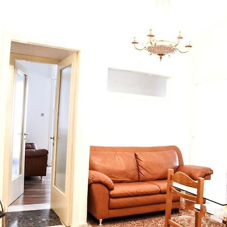 Athens Central 3Bd Apartment Next To Metro Luxury Atenas Exterior foto