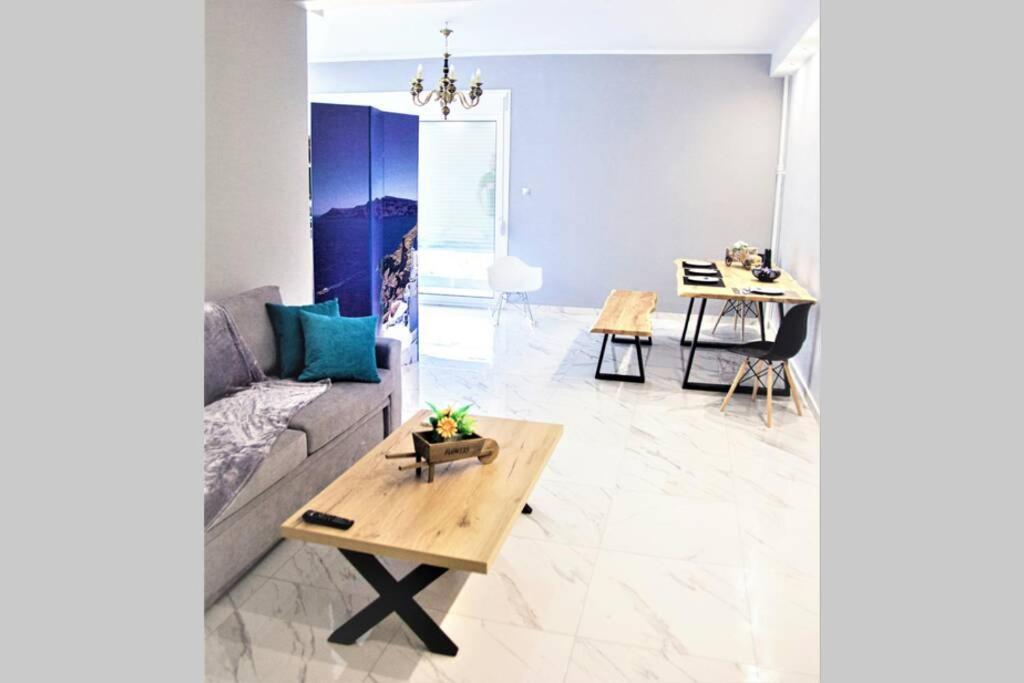 Athens Central 3Bd Apartment Next To Metro Luxury Atenas Exterior foto