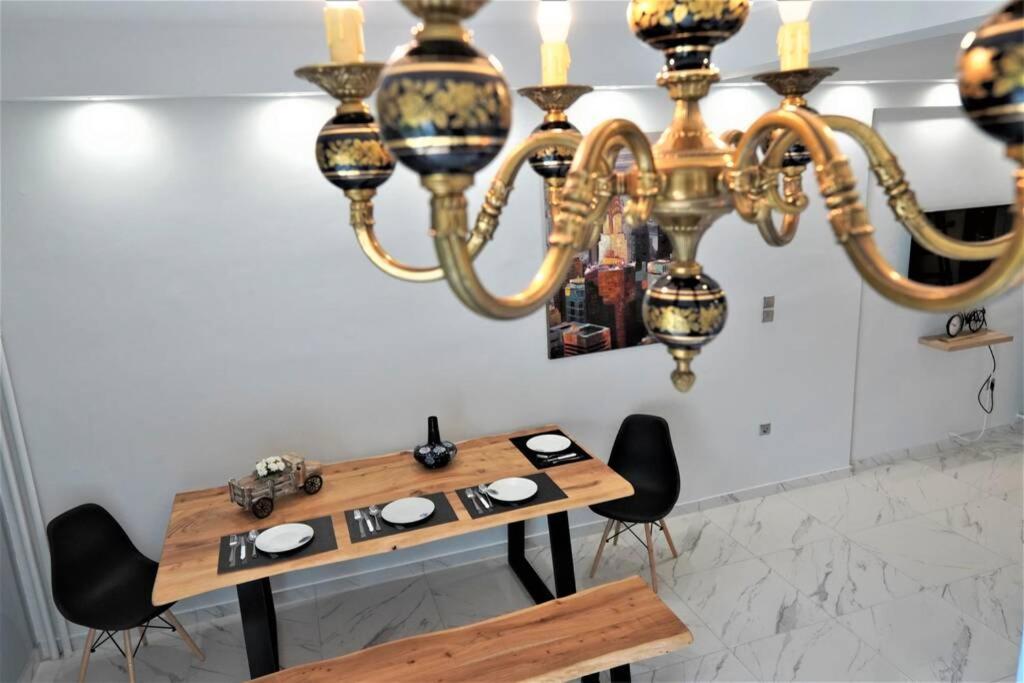 Athens Central 3Bd Apartment Next To Metro Luxury Atenas Exterior foto
