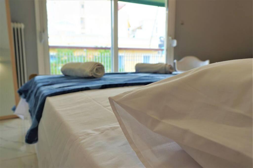 Athens Central 3Bd Apartment Next To Metro Luxury Atenas Exterior foto