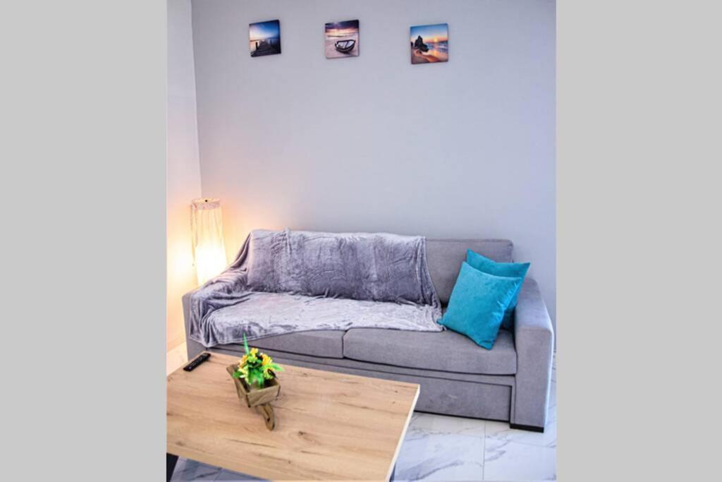 Athens Central 3Bd Apartment Next To Metro Luxury Atenas Exterior foto