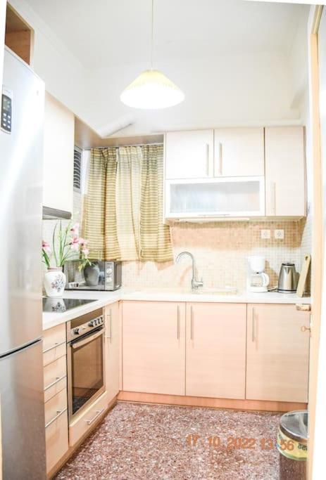 Athens Central 3Bd Apartment Next To Metro Luxury Atenas Exterior foto